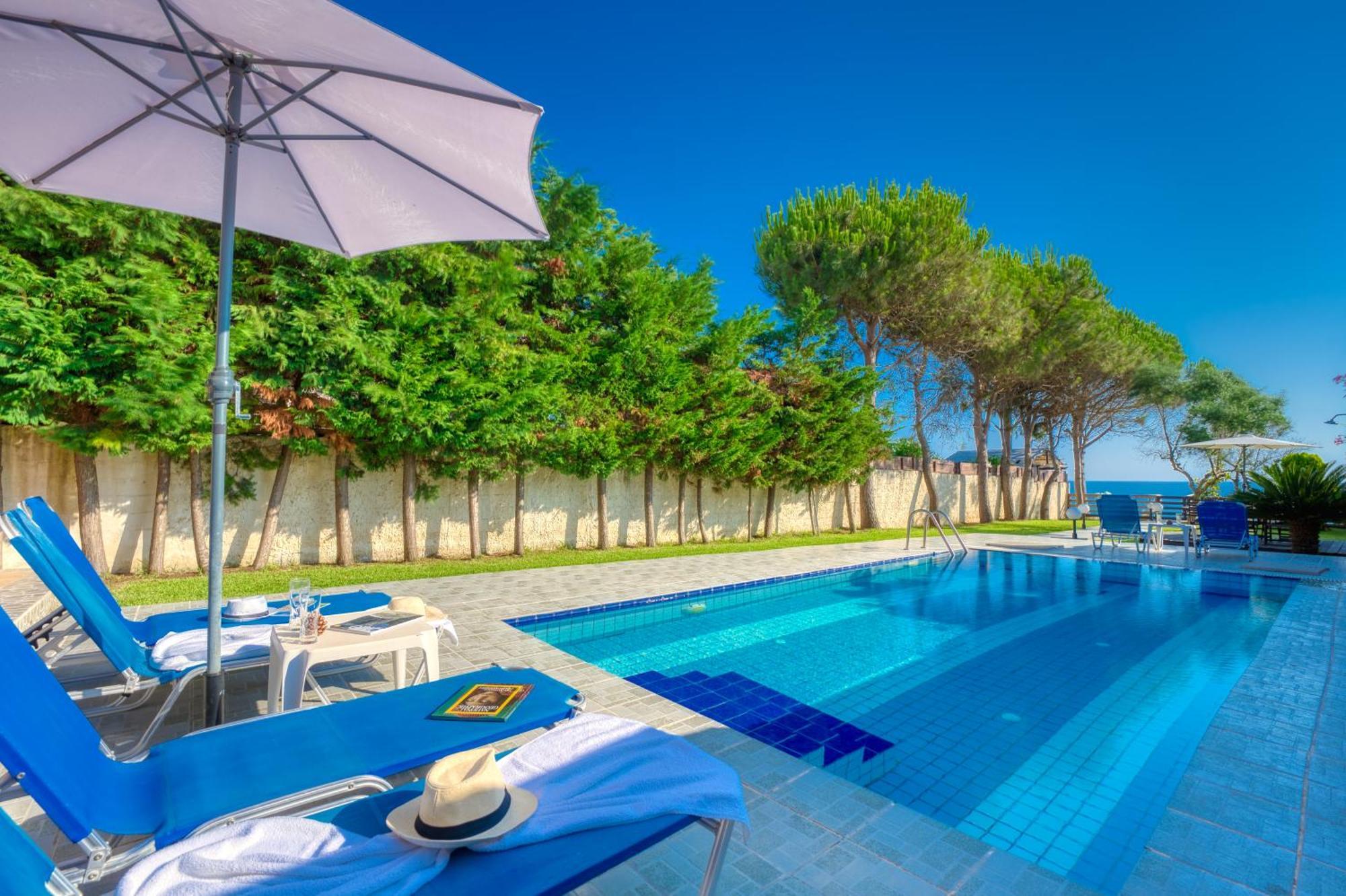 Villa Angela Ágios Matthaíos Bagian luar foto